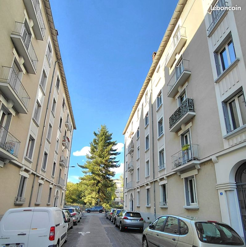 Appartement 2 pièces 47 m² · à Grenoble · 47 m² · 700 €/mois