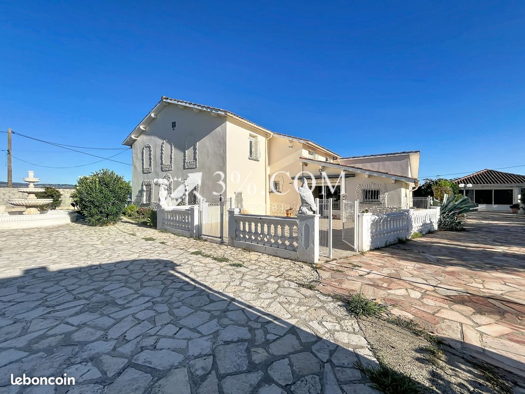 Maison 10 pièces 301 m² · à Valence · 301 m² · 545 000 €