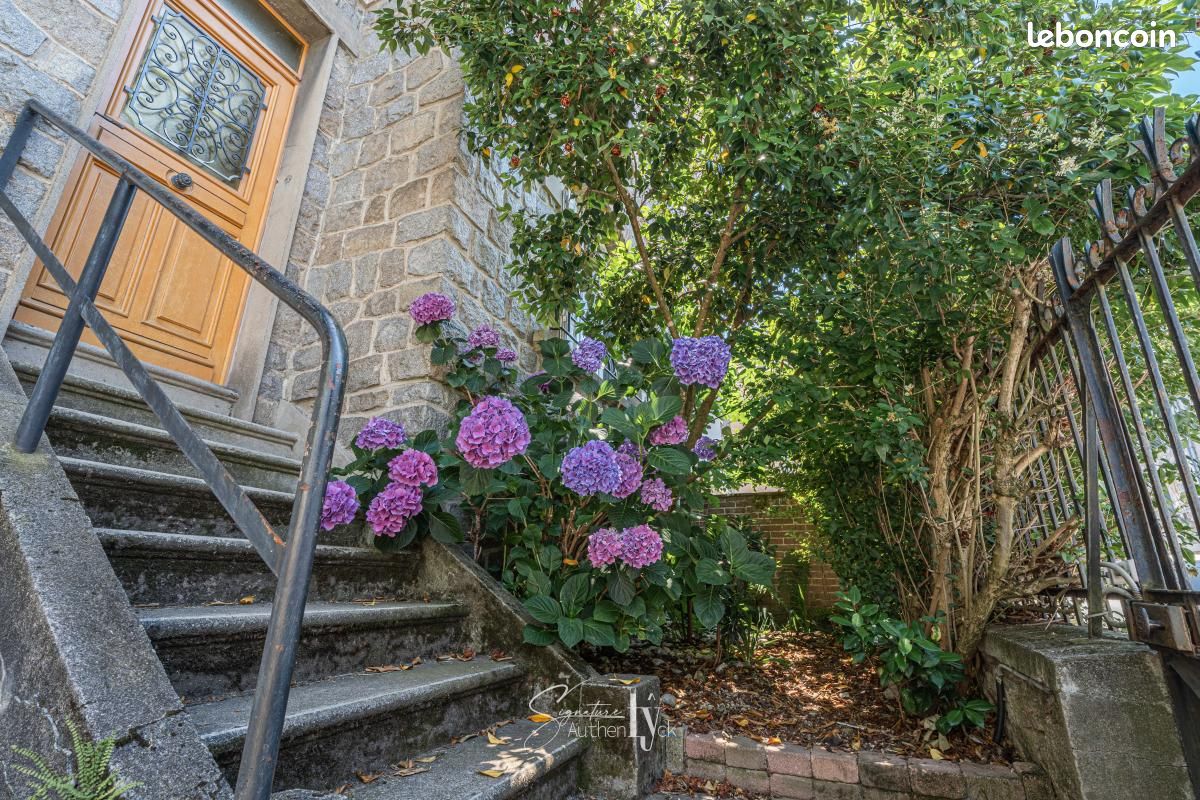 Maison 7 pièces 183 m² · à Limoges · 183 m² · 285 000 €