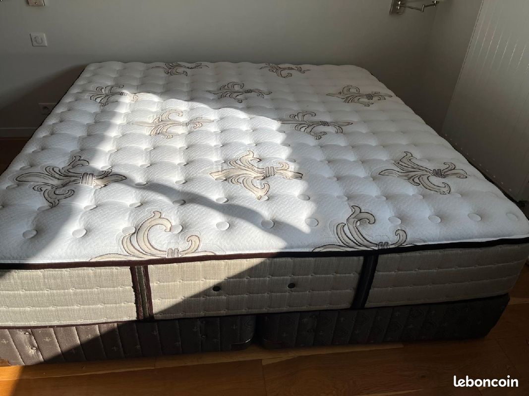 Matelas et sommier stearns and Foster (image 1)