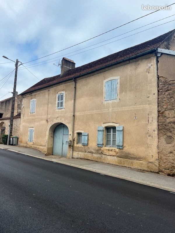 Maison 6 pièces 140 m² · à Pagney · 140 m² · 57 000 €