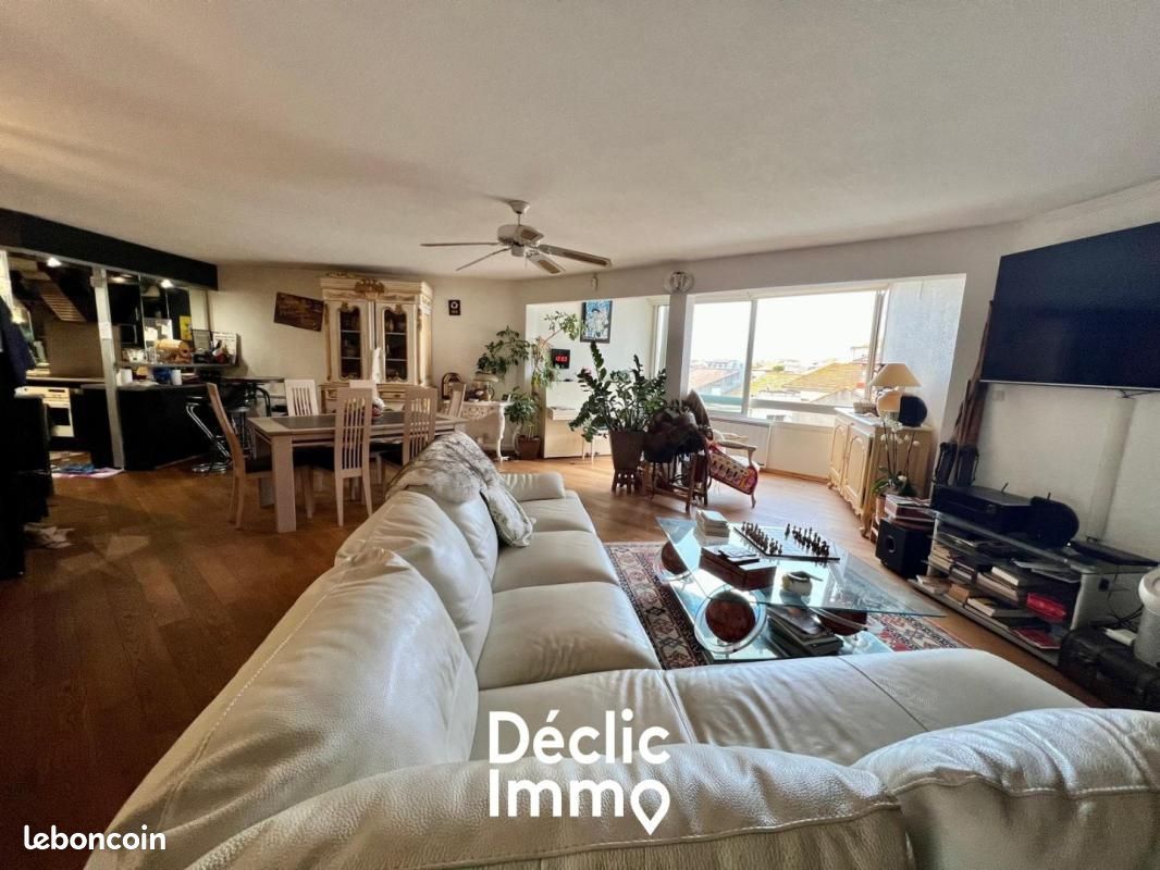 Appartement 4 pièces 138 m² · à Valras-Plage · 138 m² · 370 000 €