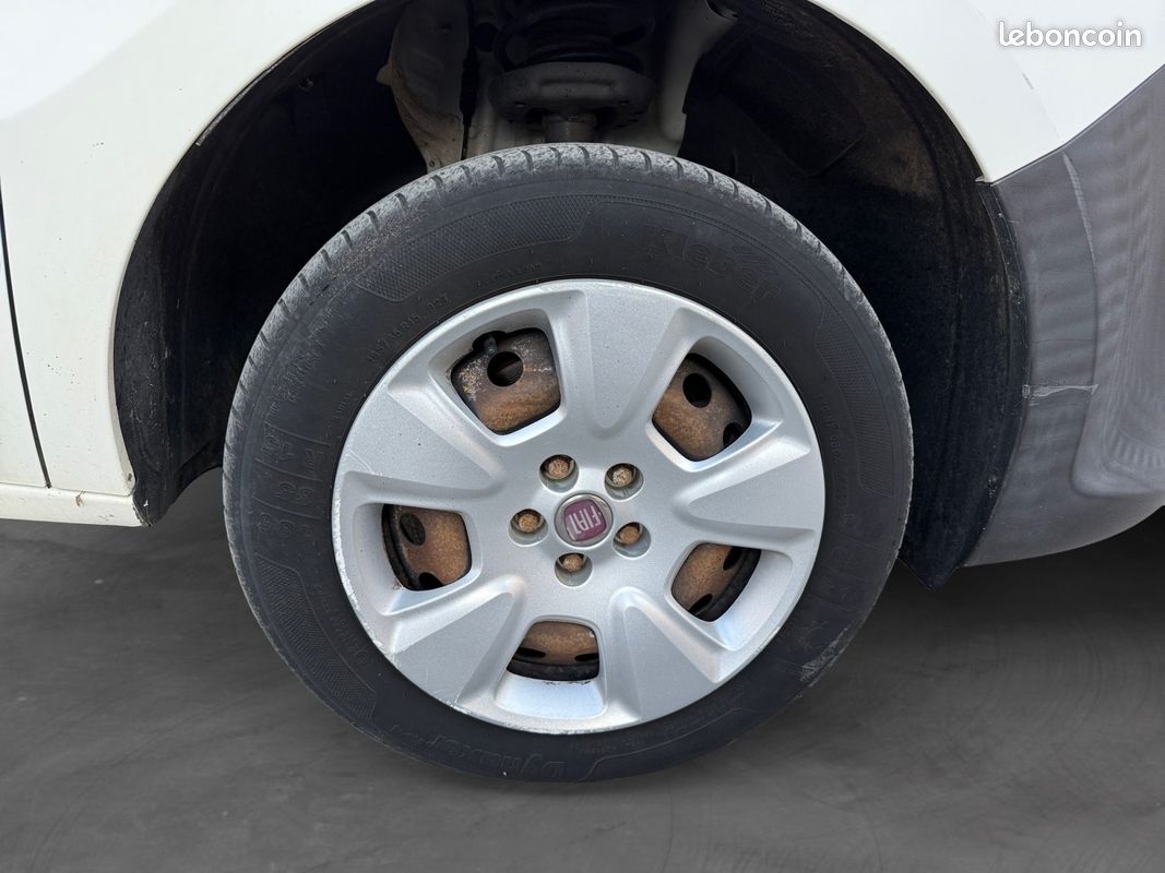 FIAT DOBLO 1.3 Multijet 16v 90 ch S/S DPF Team (image 27)