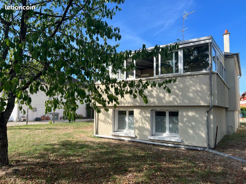 Maison 4 pièces 100 m² · à Nouan-le-Fuzelier · 100 m² · 135 000 €