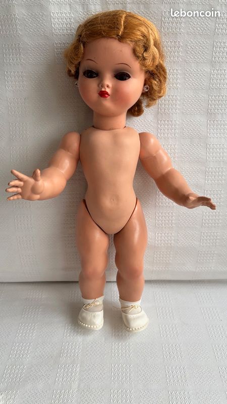 Ancienne poupée Muguette Bella 36 Cm