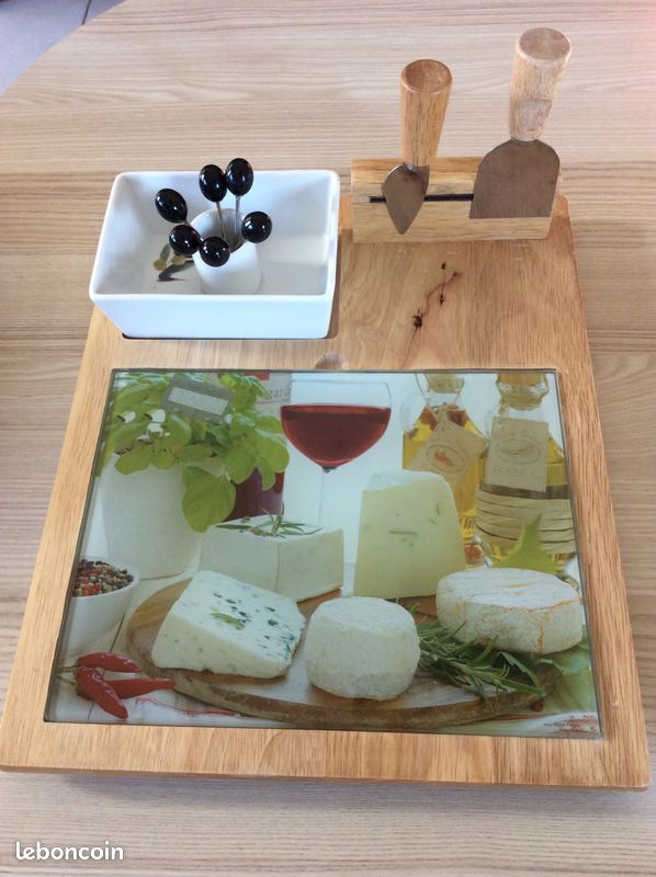 Plateau à fromage bambou et verre, planche apéro (image 1)