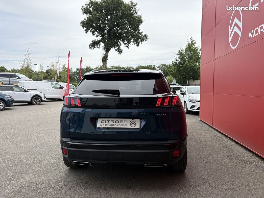 Peugeot 3008 HYBRID4 300CH GT E-EAT8 (image 4)