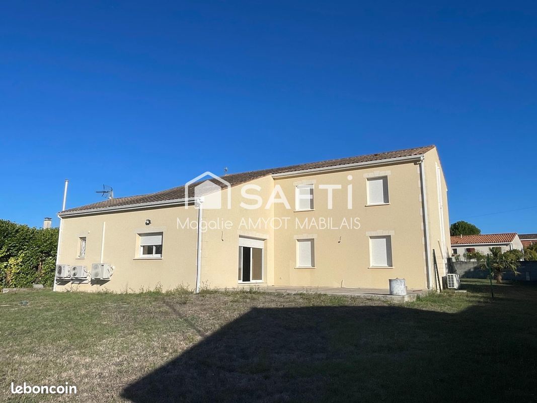 Maison 9 pièces 186 m² · à Cierzac · 186 m² · 298 000 €