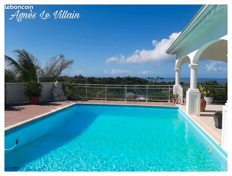 Maison 4 pièces 161 m² · à Sainte-Rose · 161 m² · 649 000 €