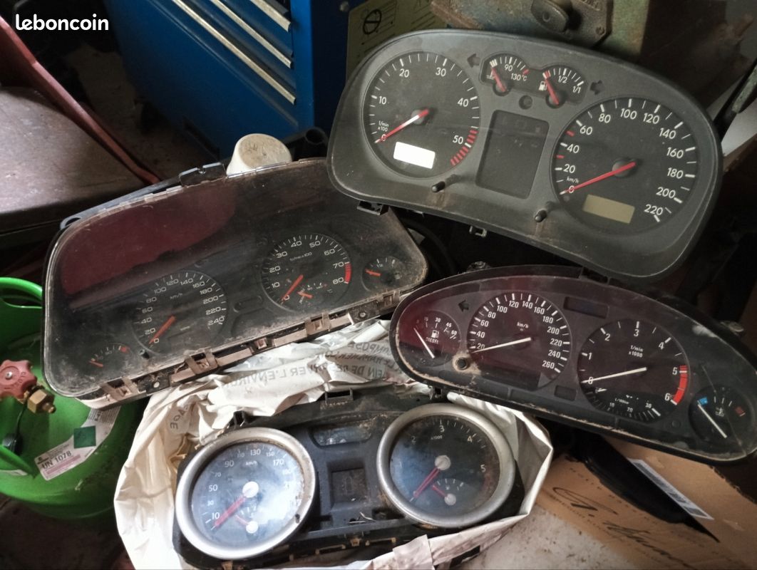 Vends compteurs de vitesse automobile (image 1)