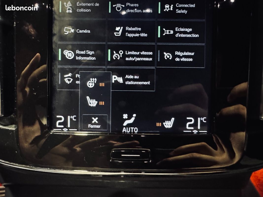 VOLVO XC40 R-Design T5 Recharge 180+82 ch DCT7 (image 24)