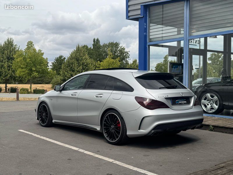 Mercedes-BENZ classe CLA 45 amg BOITE AUTO 360 CH TOIT OUVRANT (image 5)