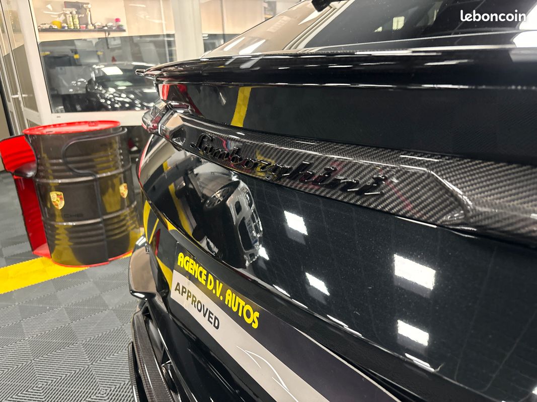 Lamborghini URUS 4.0 V8 666 cv Performante bva 8 origine France 71000 d'options tva récupérable (image 15)