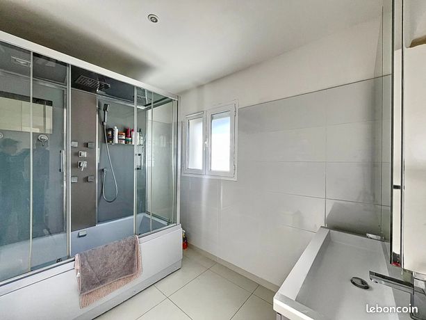 Villa 7 pièces 175 m² — 19