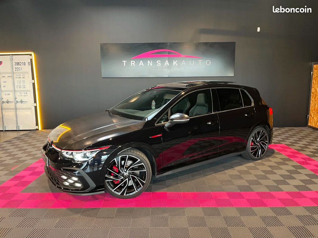VOLKSWAGEN GOLF 8 GTI 2.0 TSI 245 CH - Pack CUIR / TOIT PANO / SUIVI VW (image 1)