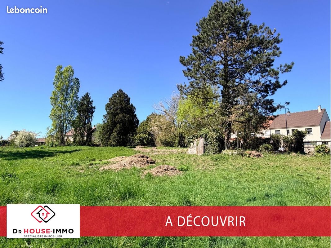 Terrain 943 m² · à Lumigny-Nesles-Ormeaux · 943 m² · 119 000 €