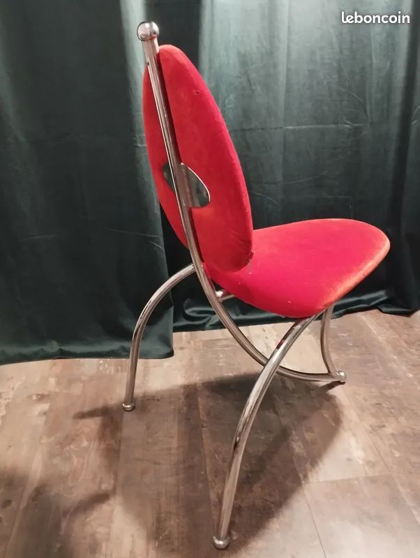 Chaise vintage rétro années 70 3 pieds (image 1)