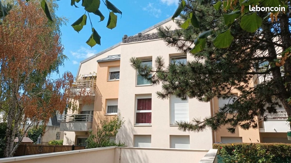 Appartement 2 pièces 44 m² · à L'Hay-les-Roses · 44 m² · 220 000 €