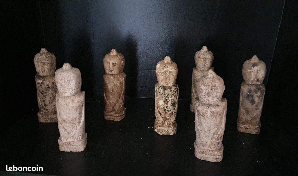 Statuette papoue en pierre (image 3)