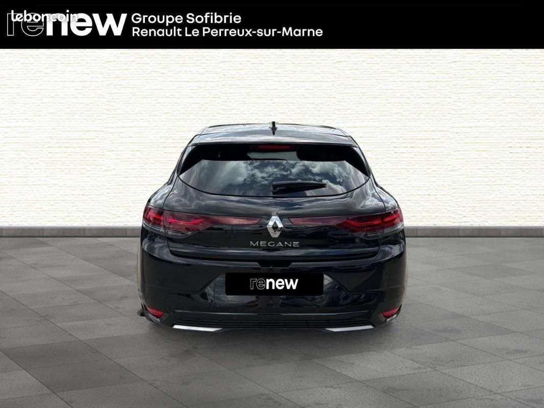 Renault Mégane IV BERLINE Blue dCi 115 - 20 Intens (image 5)
