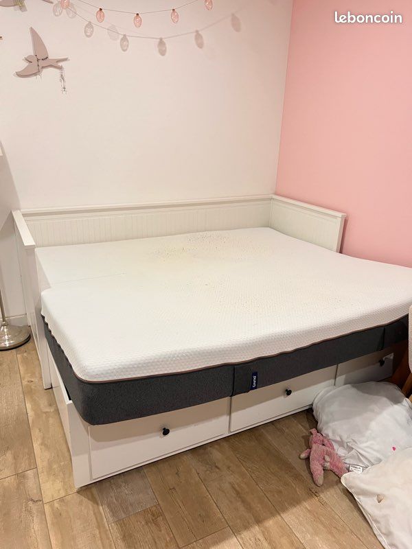 Matelas Emma et sur matelas 180/200 (image 1)