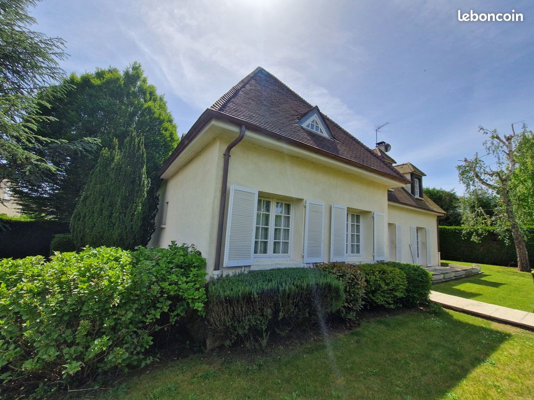 Maison 7 pièces 194 m² · à Crépy-en-Valois · 194 m² · 429 000 €
