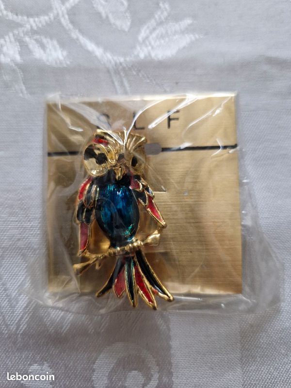 Broche fantaisie Hibou Neuve ideal Cadeau (image 1)