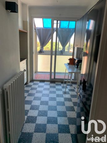 https://img.leboncoin.fr/api/v1/lbcpb1/images/a3/7a/40/a37a4055e45ac52e406f62c00637686ad7936480.jpg?rule=ad-image