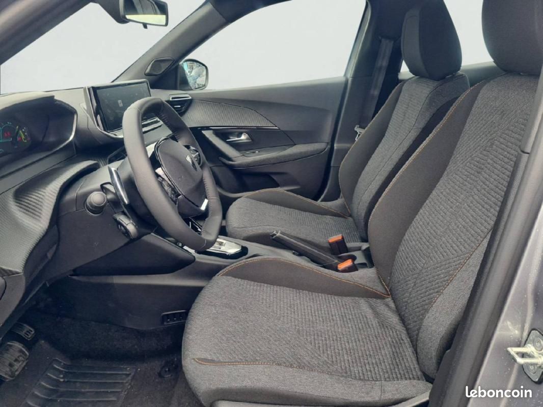 Peugeot 2008 Hybrid 136 e-DCS6 - Style (image 11)