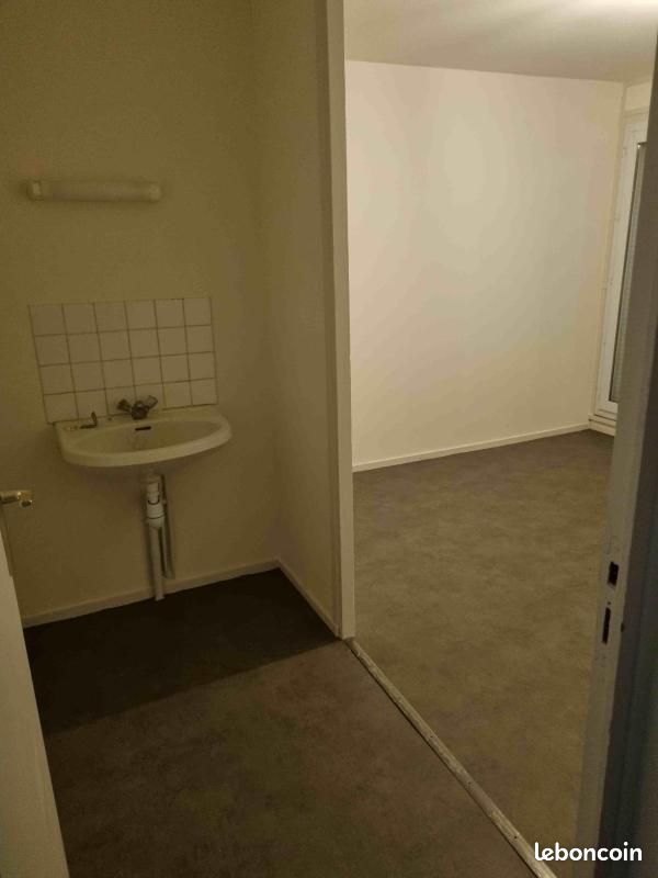 Appartement 5 pièces 89 m² · à Montceau-les-Mines · 89 m² · 740 €
