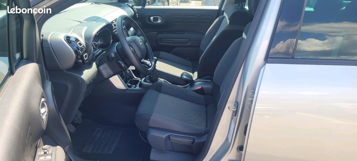 Citroen c3 aircross 1.2 110cv shine toit panoramique faible kilometrage (image 5)