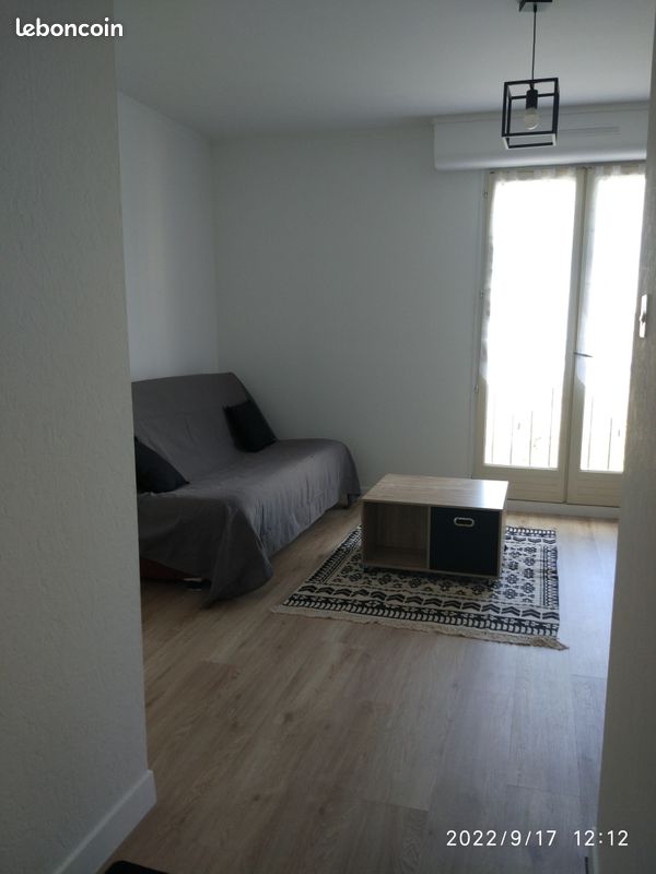 Appartement 1 pièce 24 m² · à Châtellerault · 24 m² · 395 €
