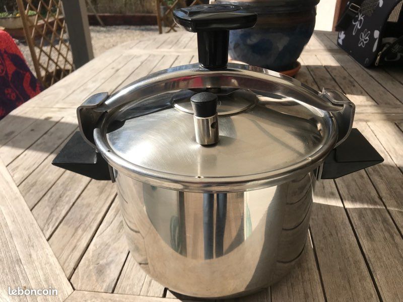 Cocotte Minute SEB 6 Litres – Décor Floral – 1979 – Vintage – Fonctionne