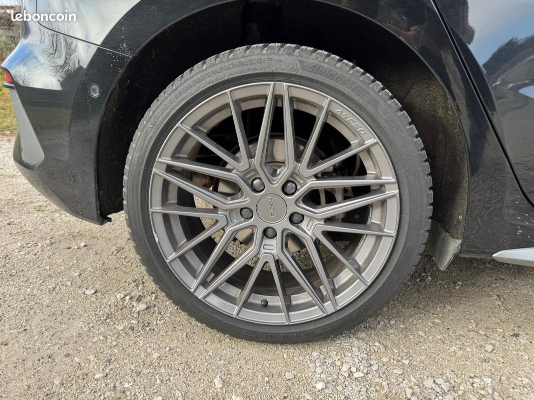 AUDI A3 SPORTBACK BUSINESS 40 e-tron 204 S tronic 6 Business line HYBRIDE RECHARGEABLE/SUIVI AUDI/GARANTIE 6 MOIS (image 20)