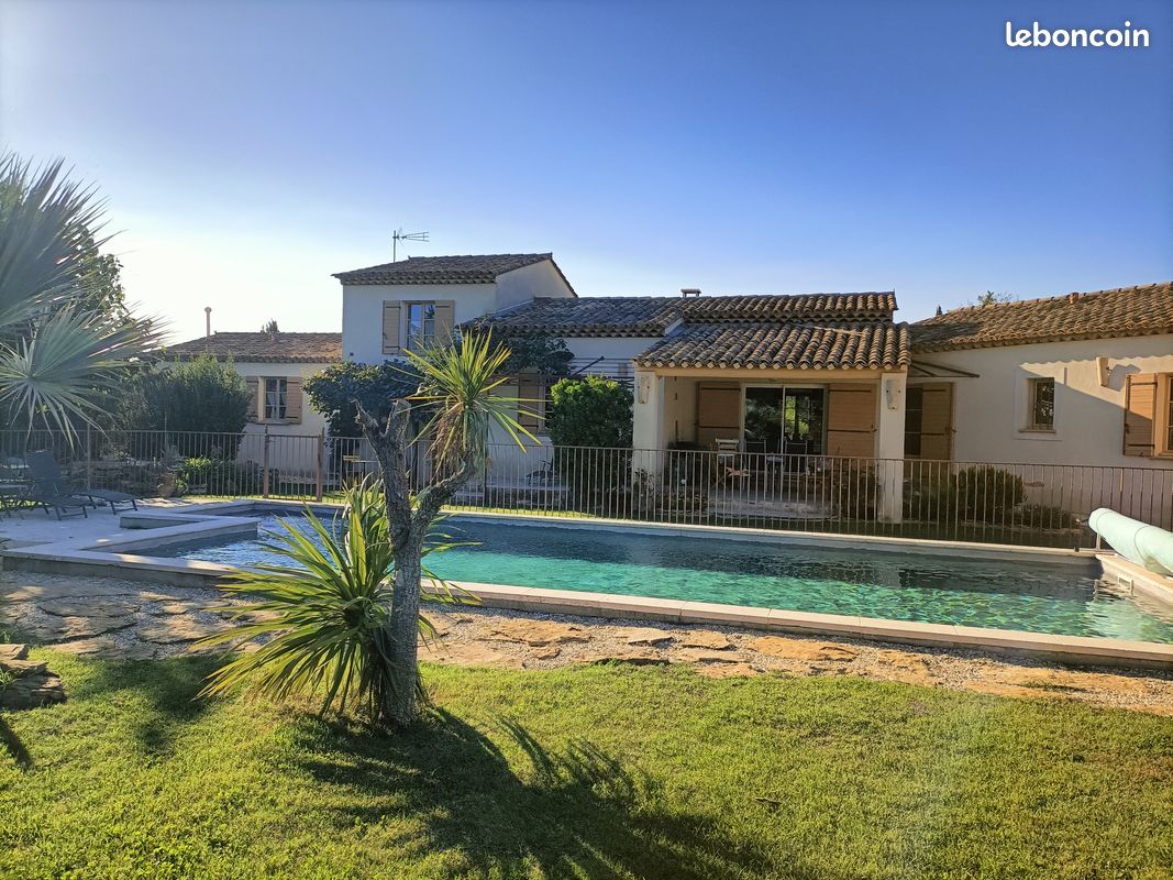 Maison 10 pièces 186 m² · à Cavaillon · 186 m² · 995 000 €