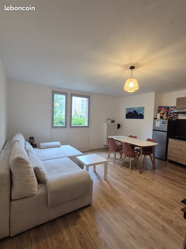 Appartement 2 pièces 57 m² · à La Madeleine · 57 m² · 850 €/mois