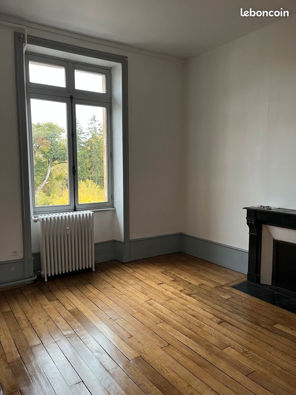 T2 chauffé dans bel immeuble (image 1)