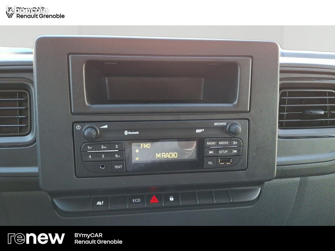 Renault master fgn trac f3500 l2h2 blue dci 135 confort (image 16)