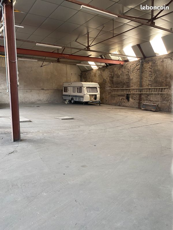 Garage stockage · à Baccarat · 80 €/mois