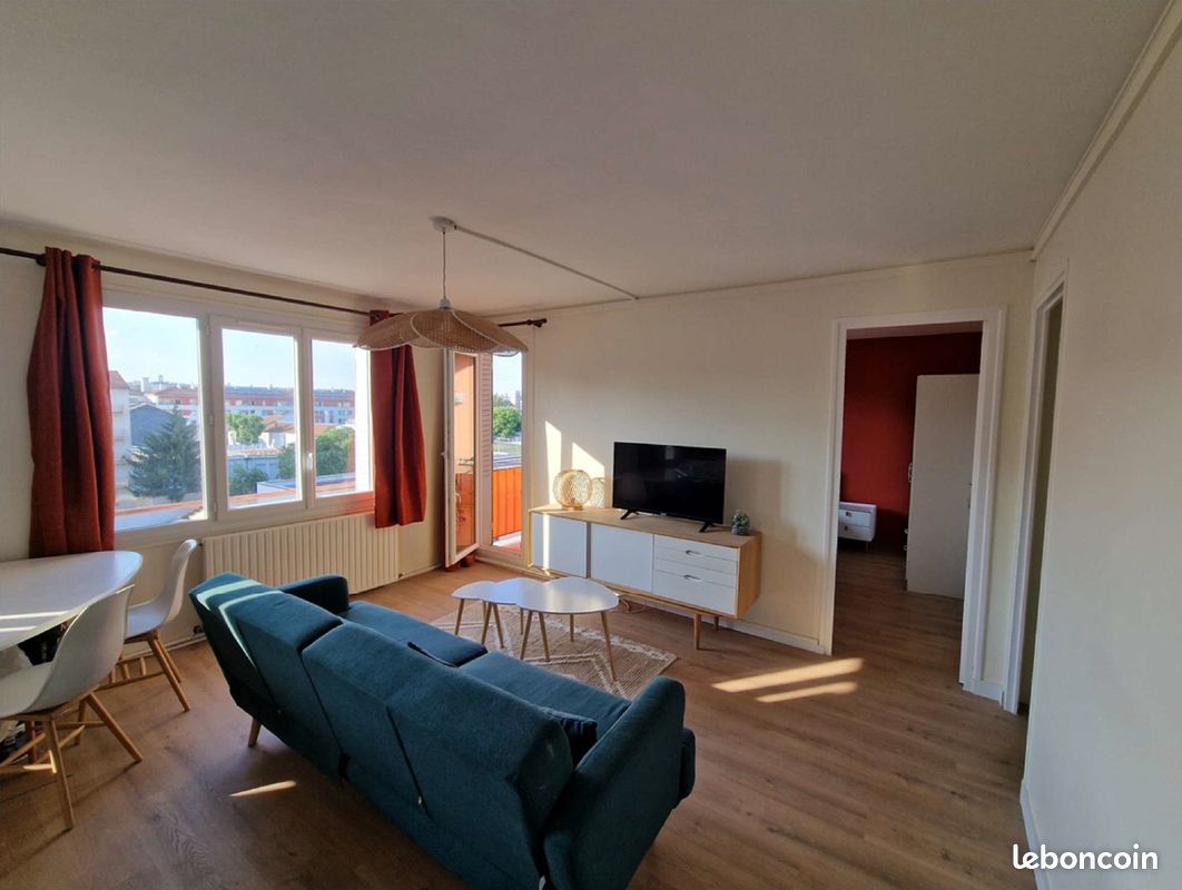 Appartement 5 pièces 75 m² · à Villeurbanne · 75 m² · 595 €