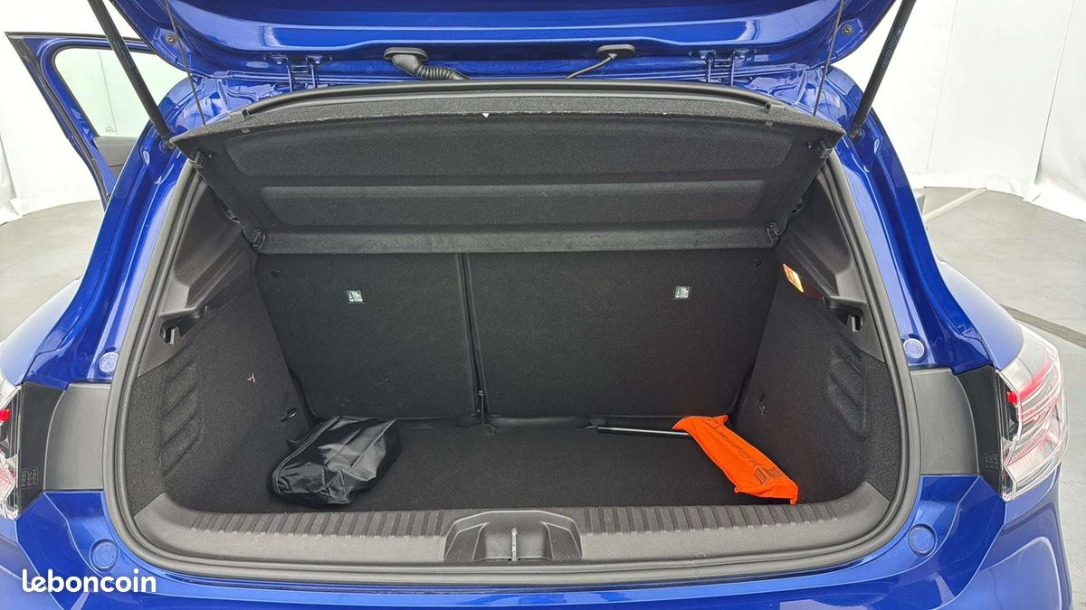 Renault clio eco g 100 ch gsr2 techno (image 16)