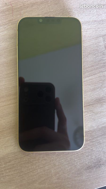 IPhone 14 (image 3)
