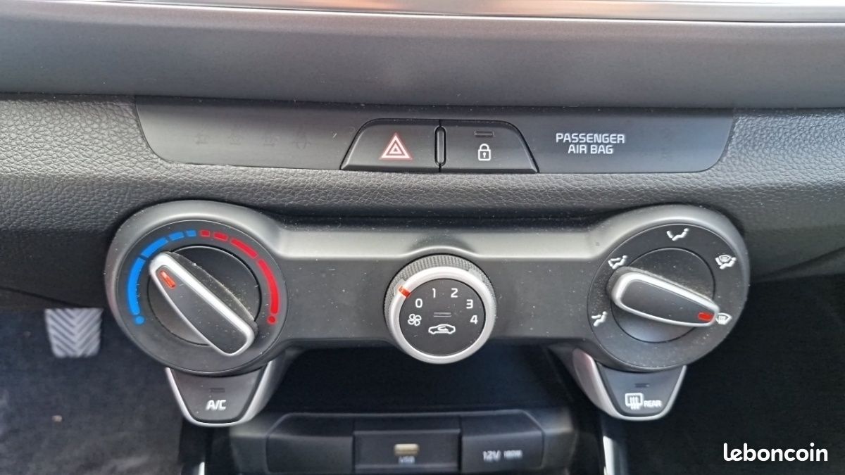 Kia Stonic 1.0 T-GDI 100 CH Active Business (image 31)
