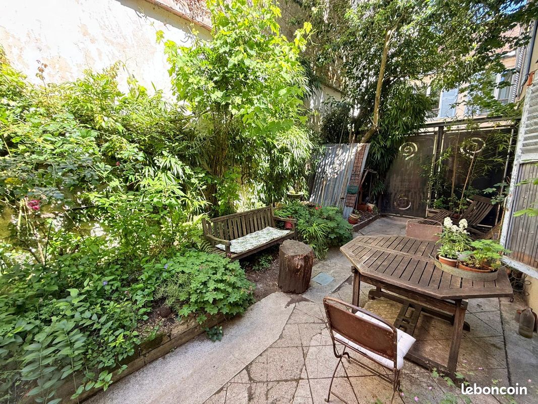 Appartement 4 pièces 95 m² · à Fontainebleau · 95 m² · 439 000 €