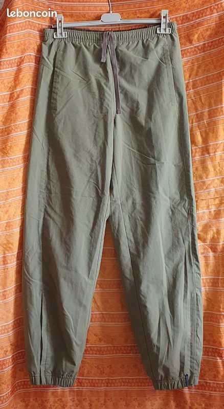 Pantalon jogging marque Décathlon taille S (image 1)