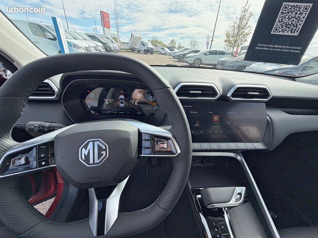 MG ZS 1.5 L Hybrid+ 197 ch Luxury (image 11)