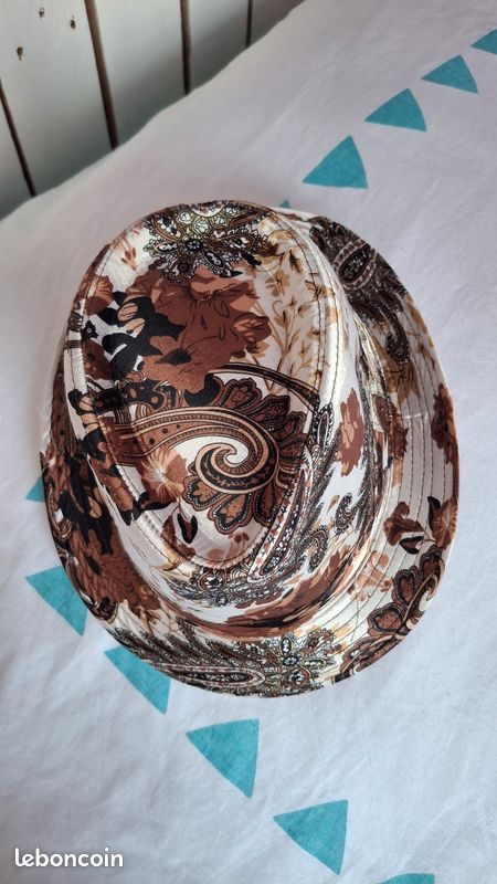 Chapeaux de carnaval (image 7)