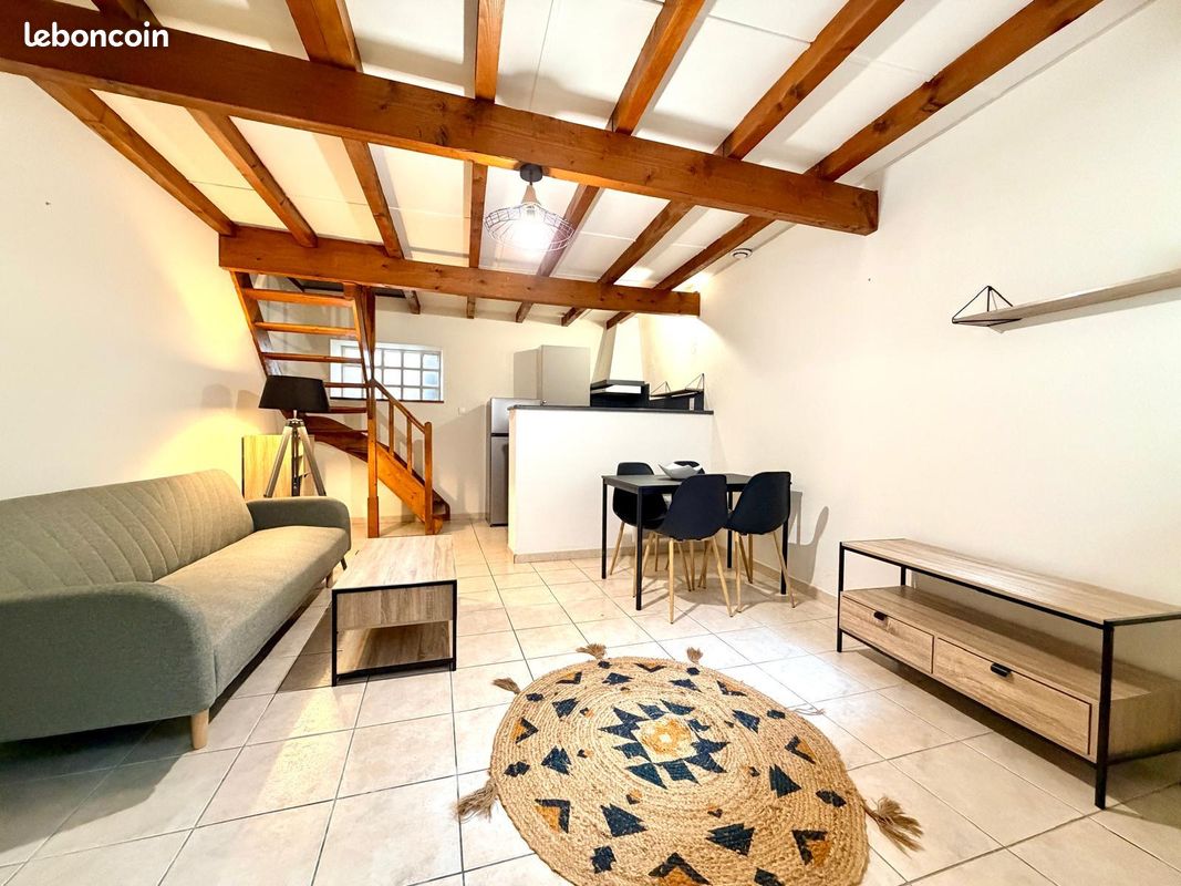 Maison 3 pièces 44 m² · à Verzeille · 44 m² · 565 €/mois