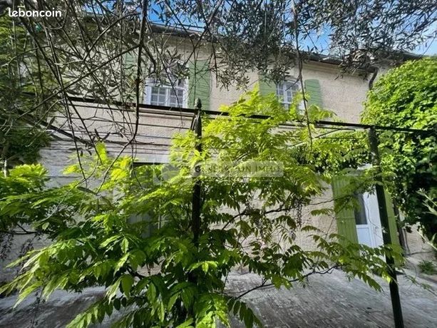 Maison 6 pièces 140 m²