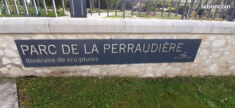https://img.leboncoin.fr/api/v1/lbcpb1/images/a3/8d/89/a38d8978f80df74176fcd0e99693300fdc902c0c.jpg?rule=ad-image